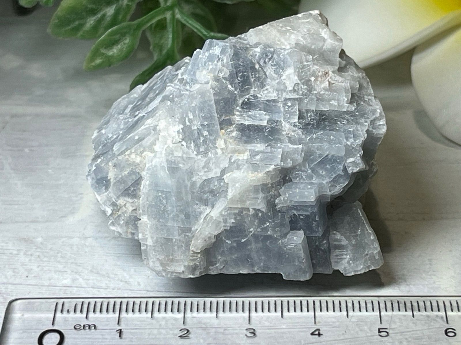 氷のようなブルー*:・　レインボー　カルサイト　ラフストーン　原石 レインボー レッド カルサイト ラフストーン 原石 方解石