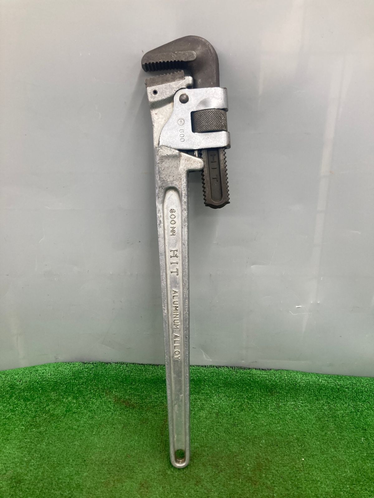 HIT 被覆管用ブルーアルミパイプレンチ J型 白管兼用型 450mm ALP450J