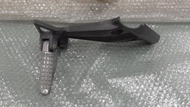 ニンジャ Ninja 250R　EX250K　の　ステップ　右:#1698111105