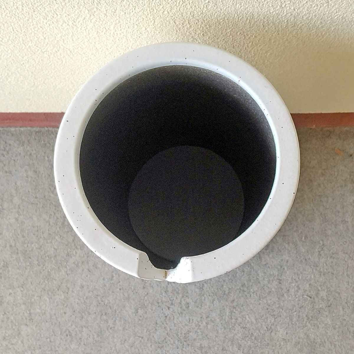 陶器傘立て 結び傘立 信楽焼 ヤマタツ陶業 TK-720 おしゃれ ホワイト 陶器傘立て 結び傘立 信楽焼 ヤマタツ陶業 TK-720 - メルカリ