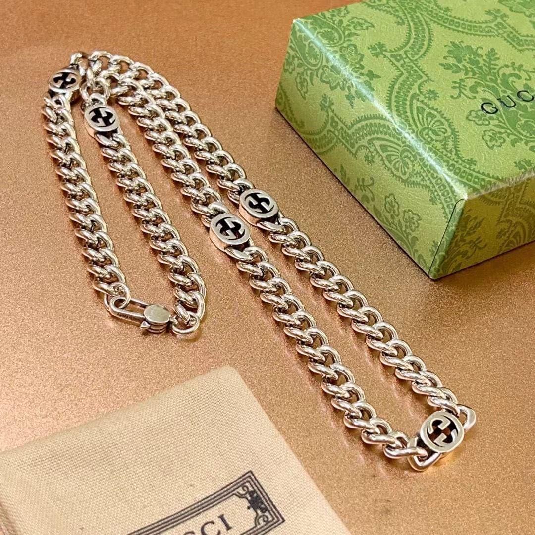 ✨新品✨ GUCCI グッチ インターロッキング G ロゴ ネックレス シルバー系 @July jewelry