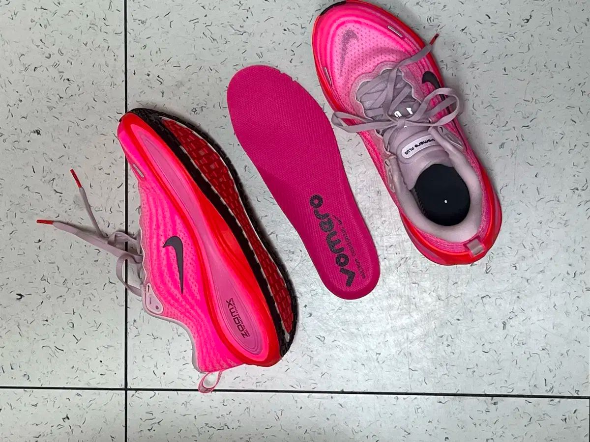 NIKE ナイキ