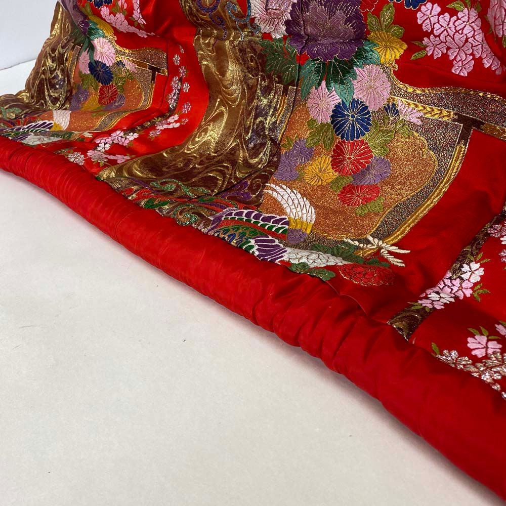 色打掛 正絹 鶴 刺繍 金 赤 打掛 Mサイズ 裄66 花嫁衣裳 婚礼  