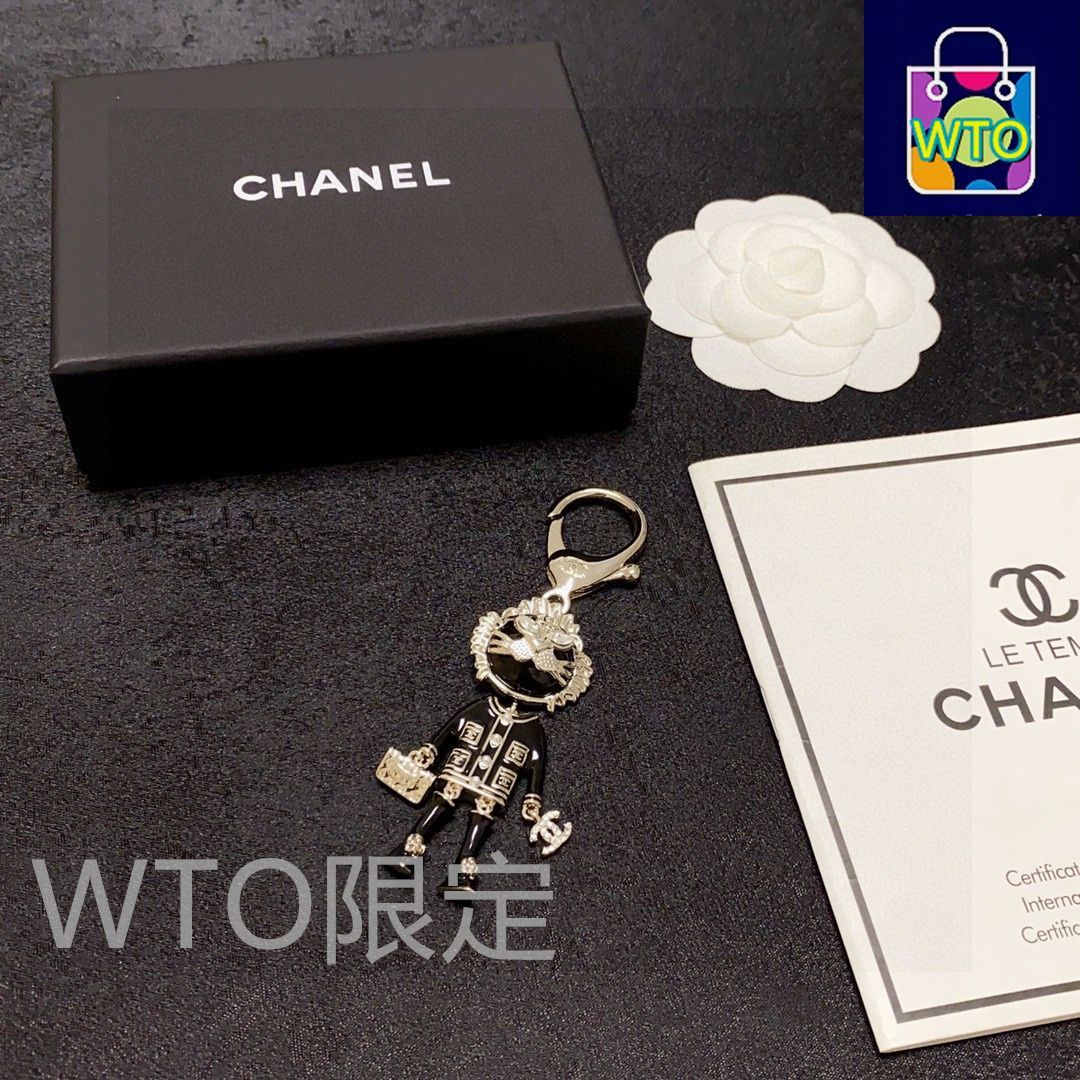 今日特価】CHANEL 水鑽ライオン カラフルバッグアクセサリー
