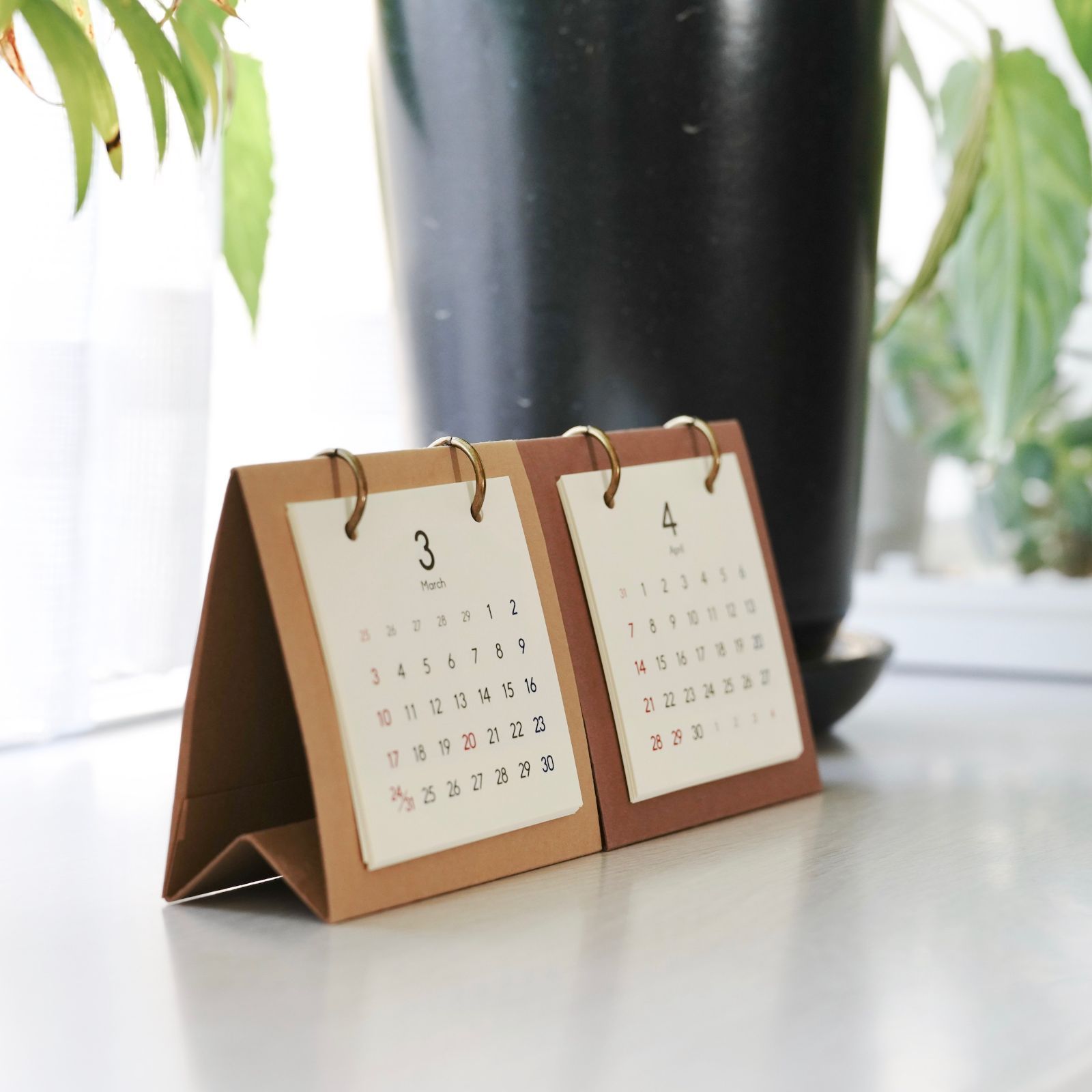 卓上ミニカレンダー 差し替え（2026年3月〜2027年3月） - メルカリ
