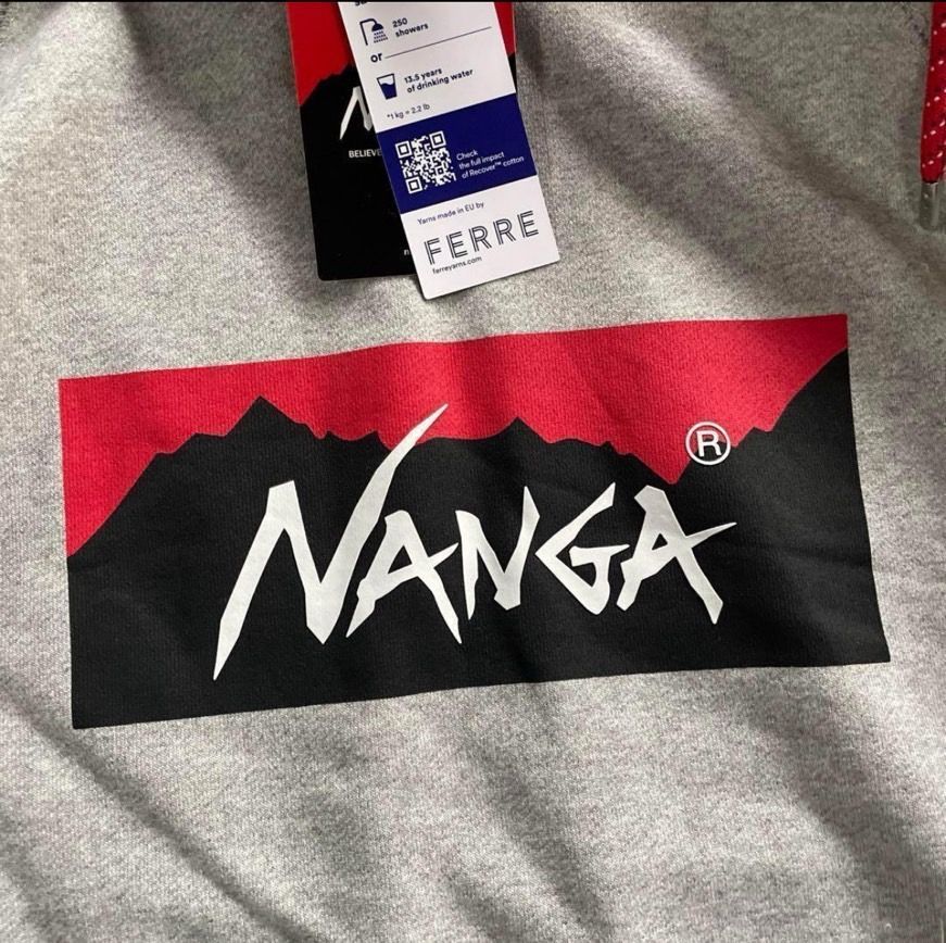 新品 NANGAナンガ ボックスロゴスウェットパーカー グレーL 新品 NANGAナンガ ボックスロゴスウェットパーカー グレーL