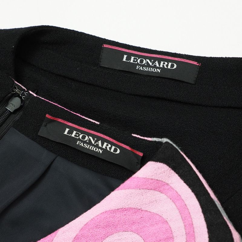□美品□LEONARD レオナール アンサンブルスーツ サイズ