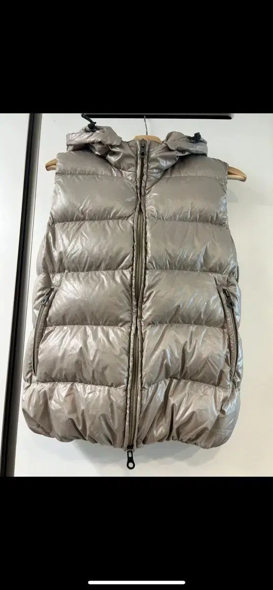 グースダウン ベスト デュベティカ ベスト 46