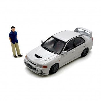 ビ-エムクリエイションズ 三菱 ランサー エボリューション IVカスタム ID ホワイト フィギュア付 1/64スケール 64B0095