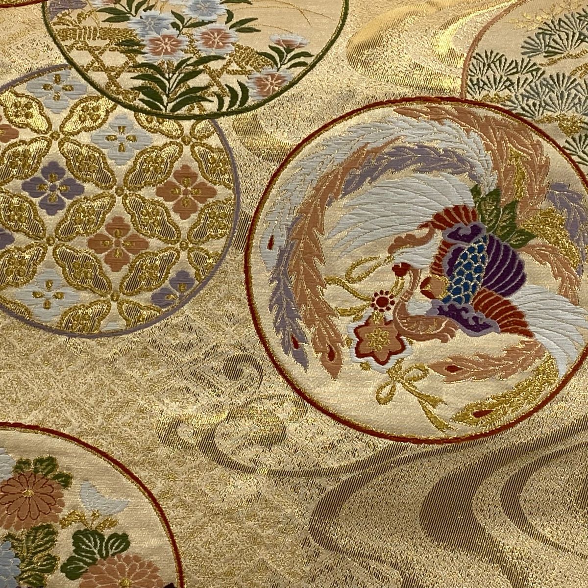 袋帯 秀品 丸文 花鳥 金糸 箔 金色 六通 正絹