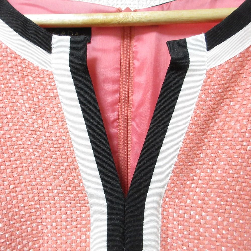 美品】Escada エスカーダ ハンドバッグ 花柄 ネイビー ホワイト 美品 
