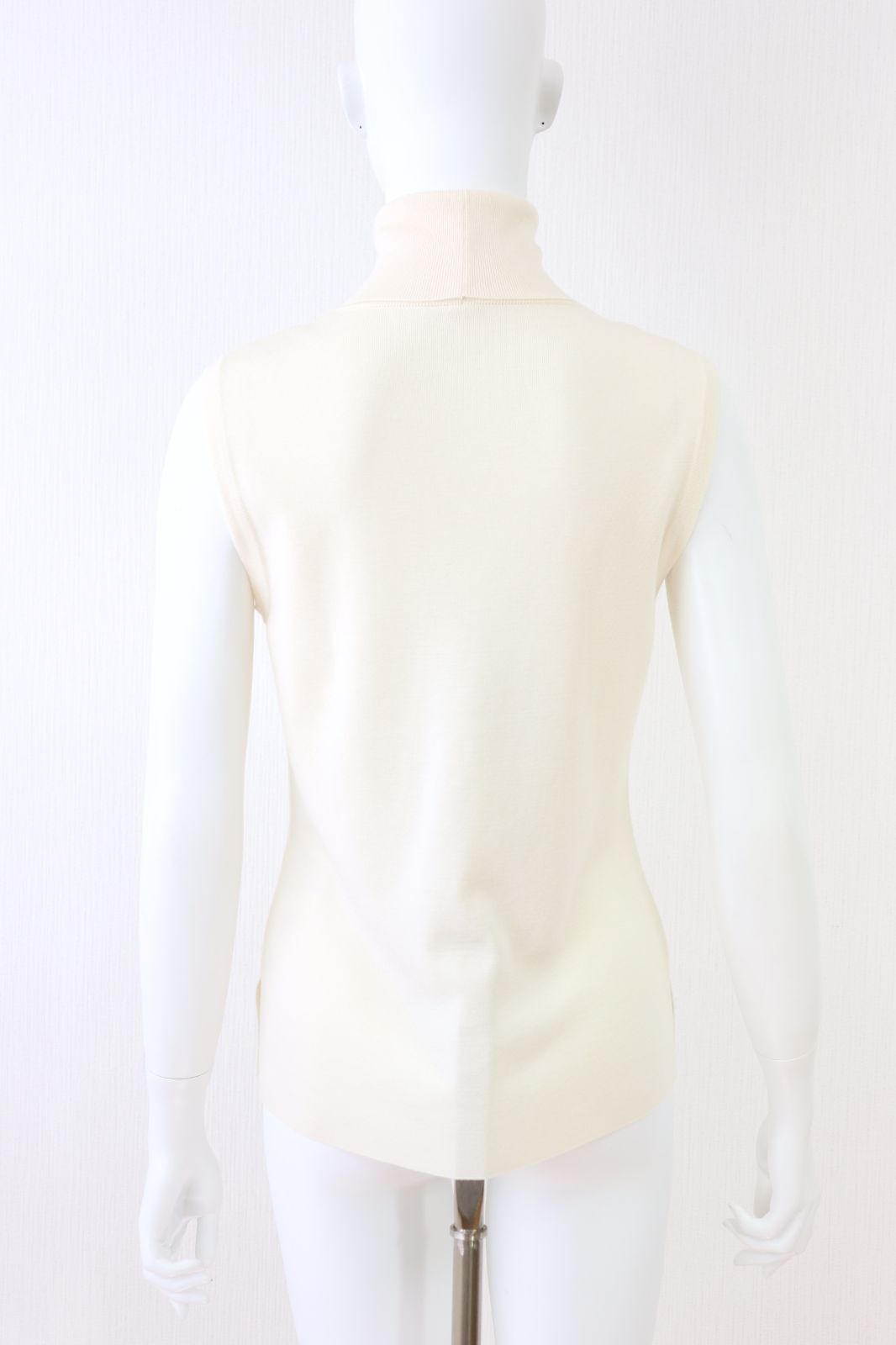 FOXEY☆フォクシー DENEUVE ノースリーブタートルニット 38993