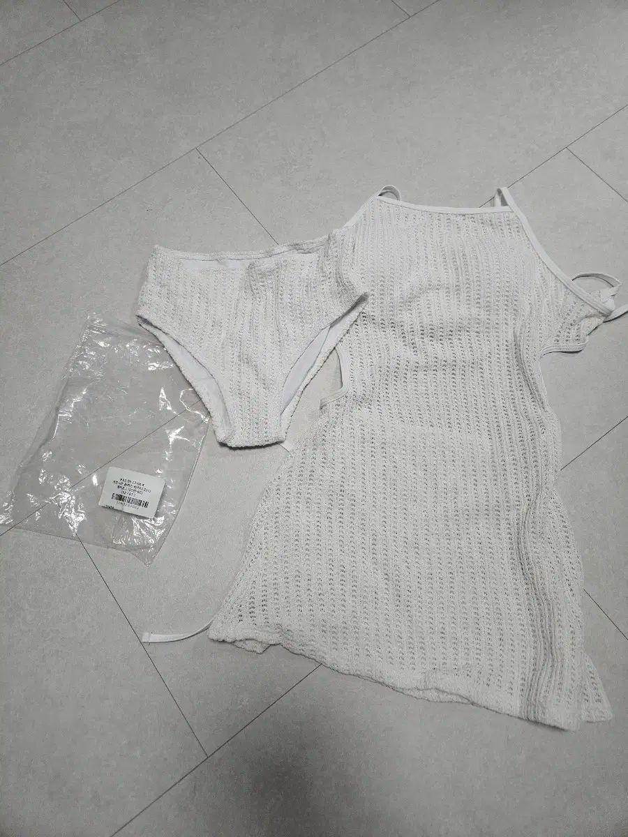ココナッツ ワンピース 水着
