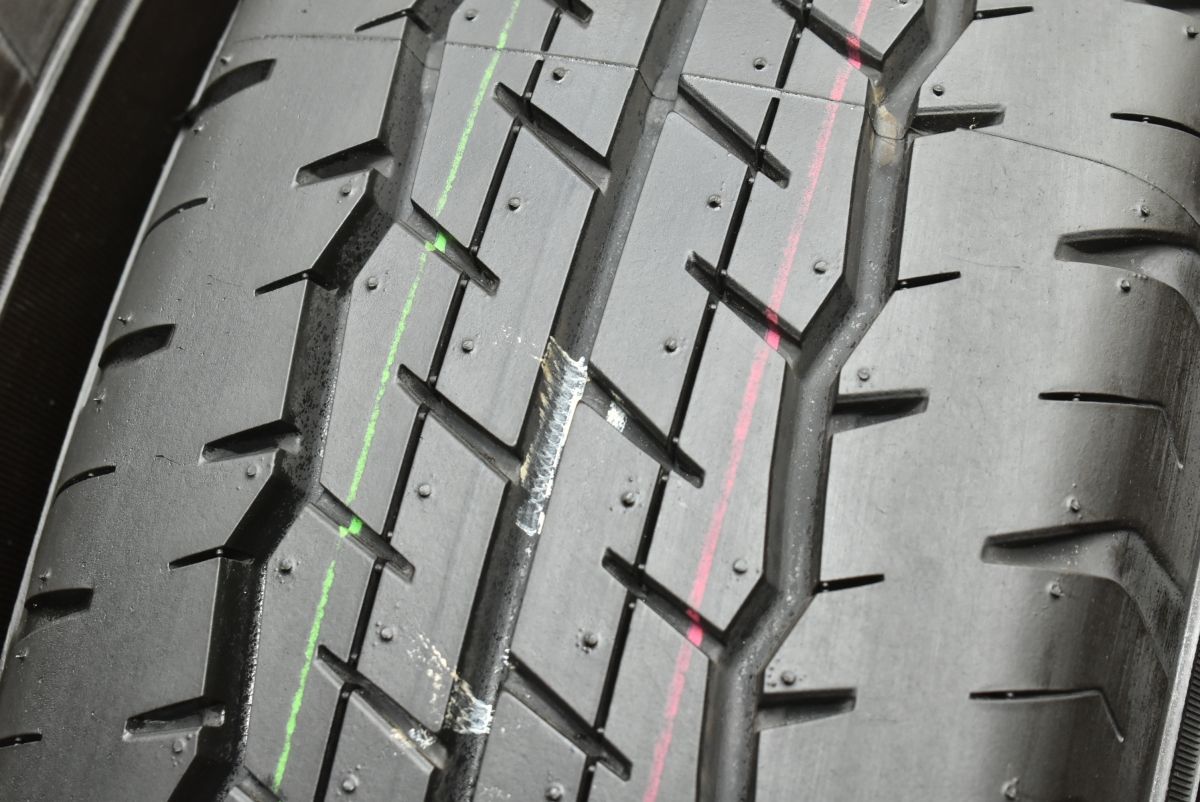 2020年製 新車外し トヨタ 200系ハイエース 純正 15インチ 6J+35 195/80R15 107/105L ダンロップ SP175N レジアスエース