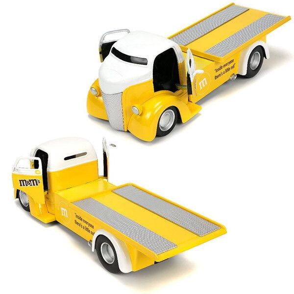 新品 🇺🇸 JADA TOYS 1:24 M&M’S YELLOW & 1947 FORD COE FLATBED  ミニカー  エムアンドエムズ イエロー チョコレート フィギュア フォード アメリカン雑貨 コレクション