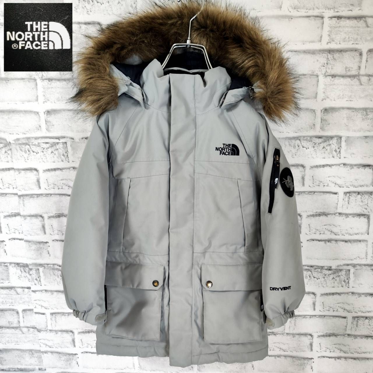 Mノースフェイスシャンパンゴールド金マクマードダウンジャケットパーカーファー付 THE NORTH FACEファー付きフーディダウンジャケットマクマード
