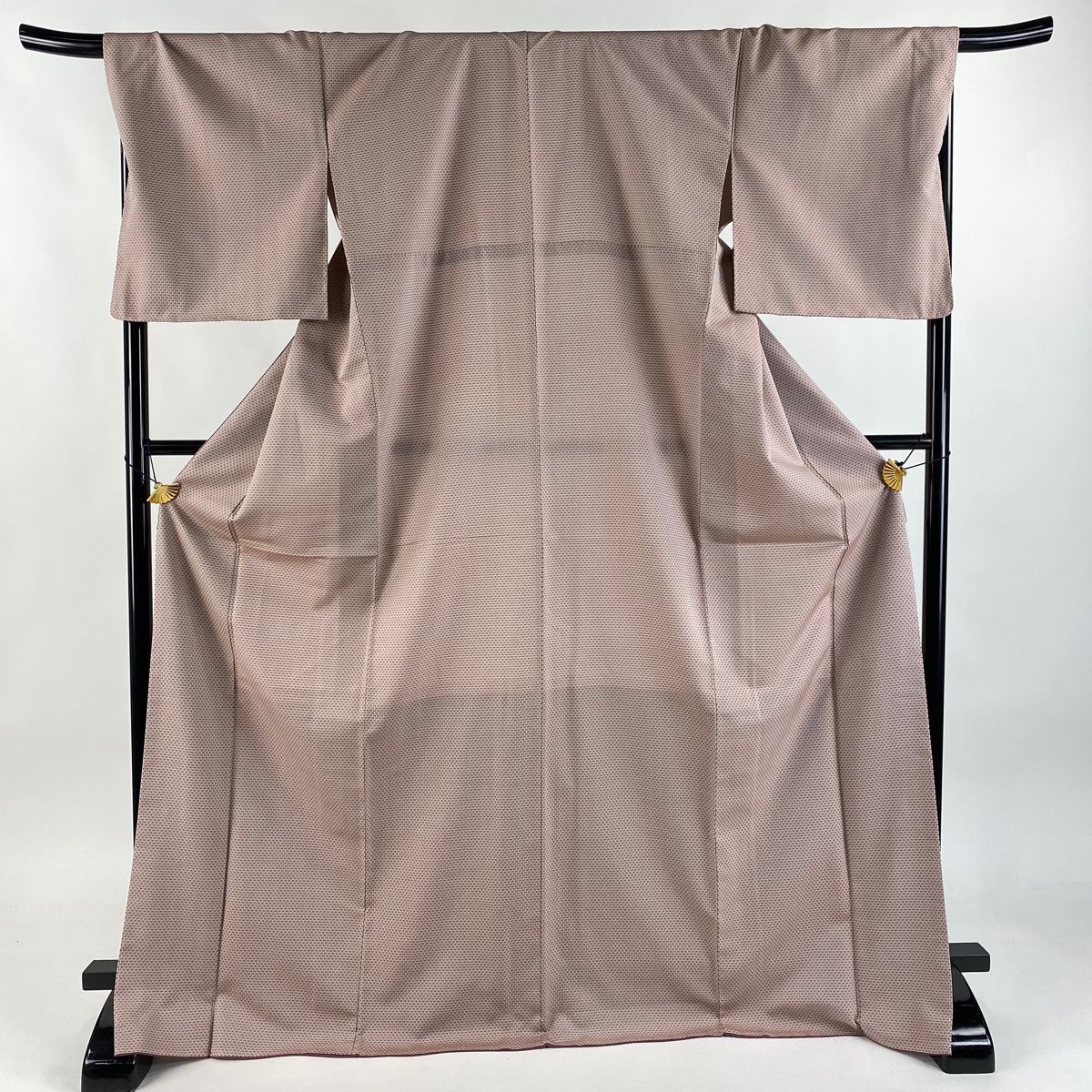 お召 身丈173cm 裄丈71cm L 袷 菱文 ピンクベージュ 正絹