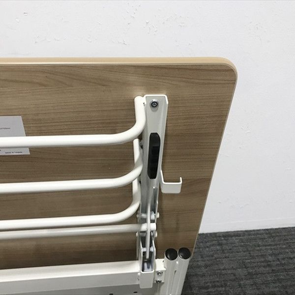 幕板 キャスター付