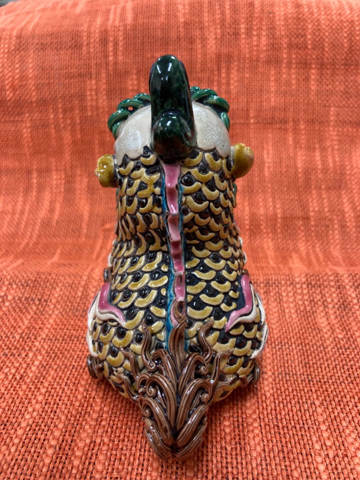 縁起物　辰　ドラゴン　台湾工芸品　乾唐軒交趾焼き　龍　林智信作 縁起物 辰 ドラゴン 台湾工芸品 乾唐軒交趾焼き 龍 林智信作