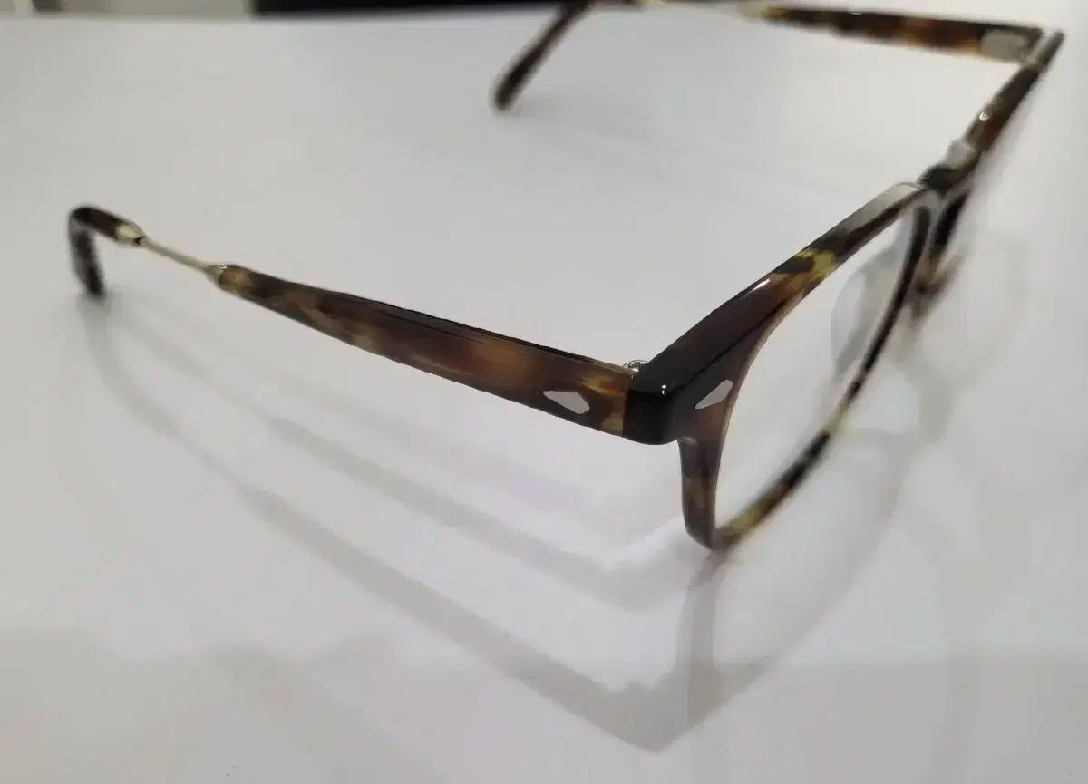 MOSCOT モスコット ゲヌック スポットトータス 50 サイズ