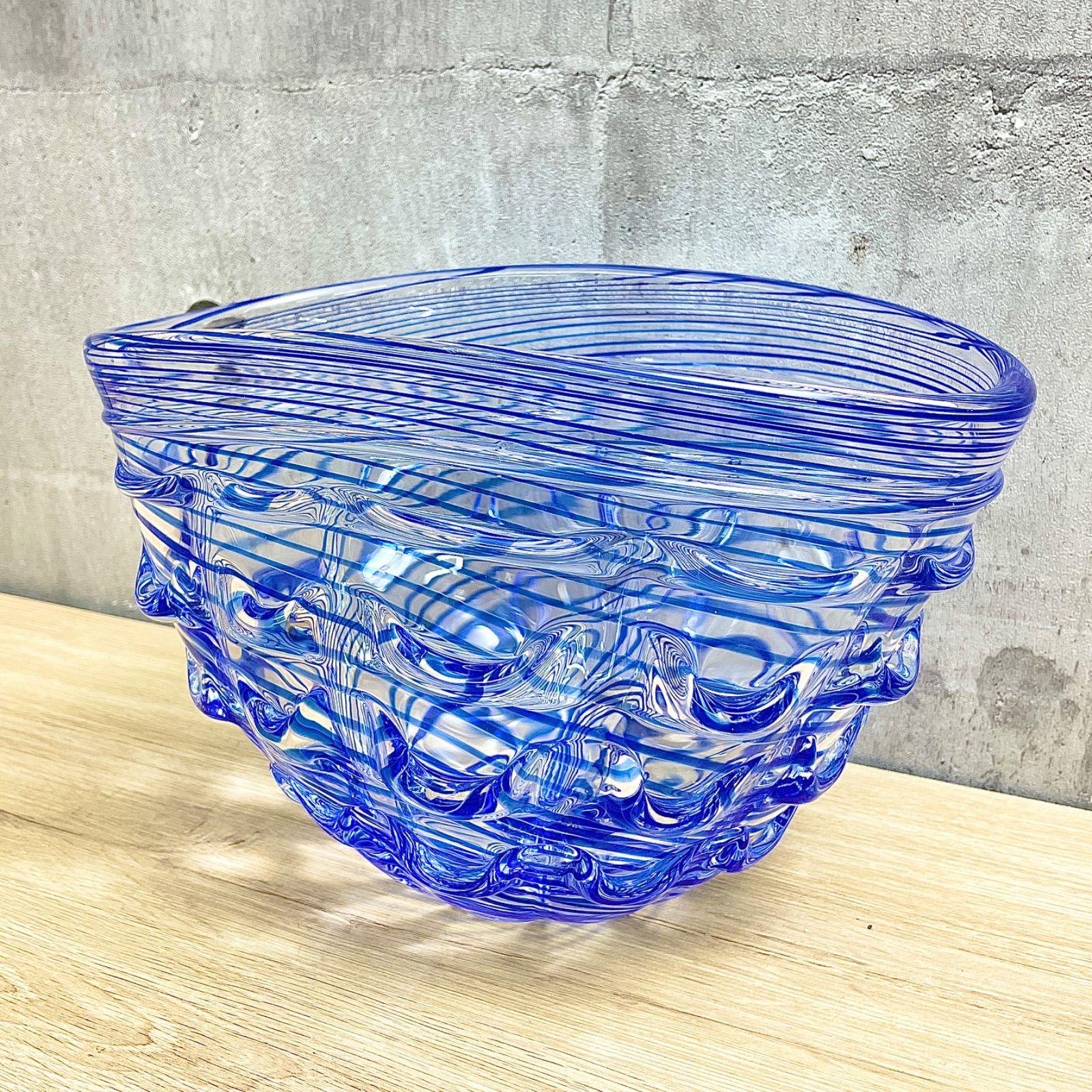 C-02052 【美品】 津軽 びいどろ ガラス工芸 色付 青ブルー 花瓶