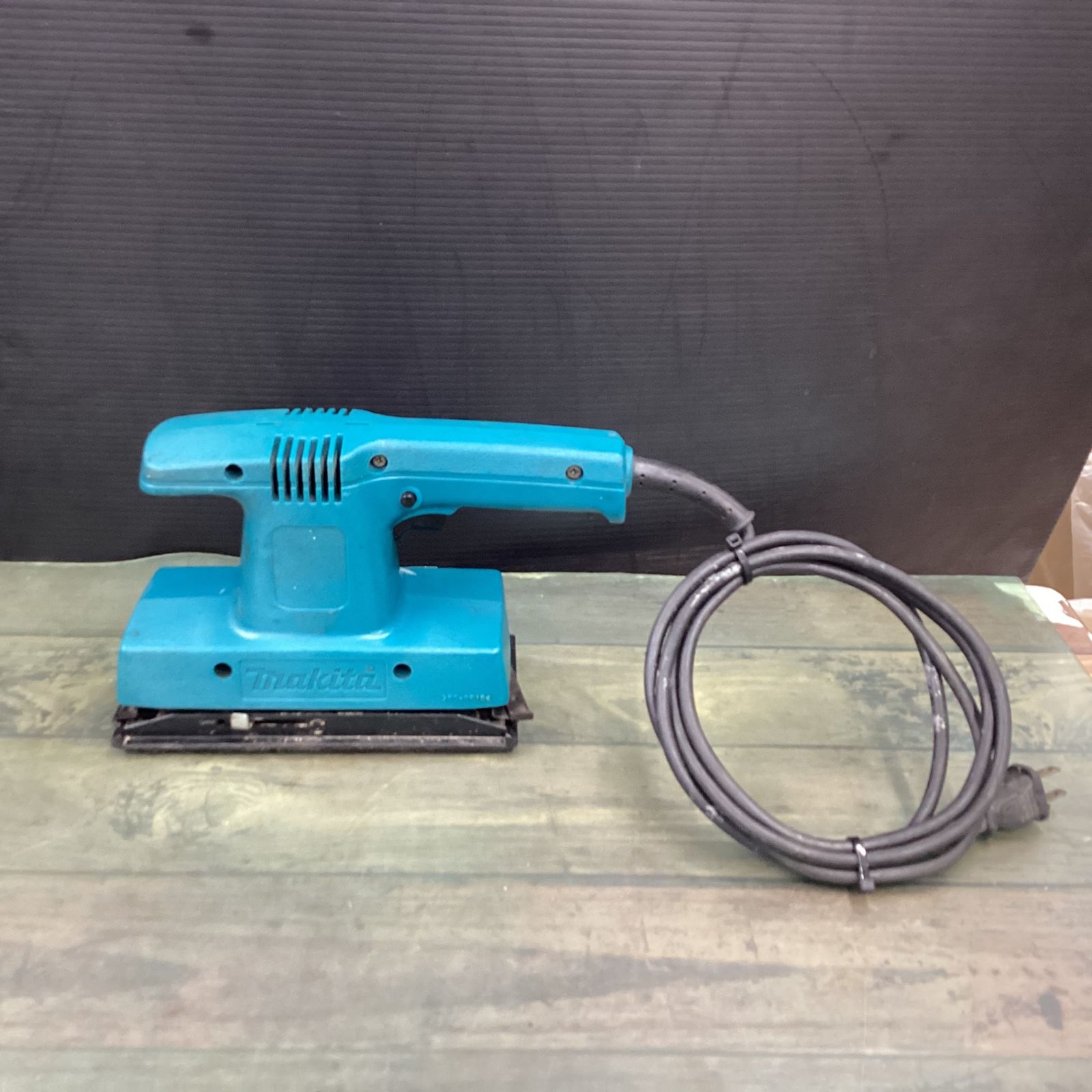 マキタ(makita) ダブル 仕上サンダ 9035N 【東大和店】