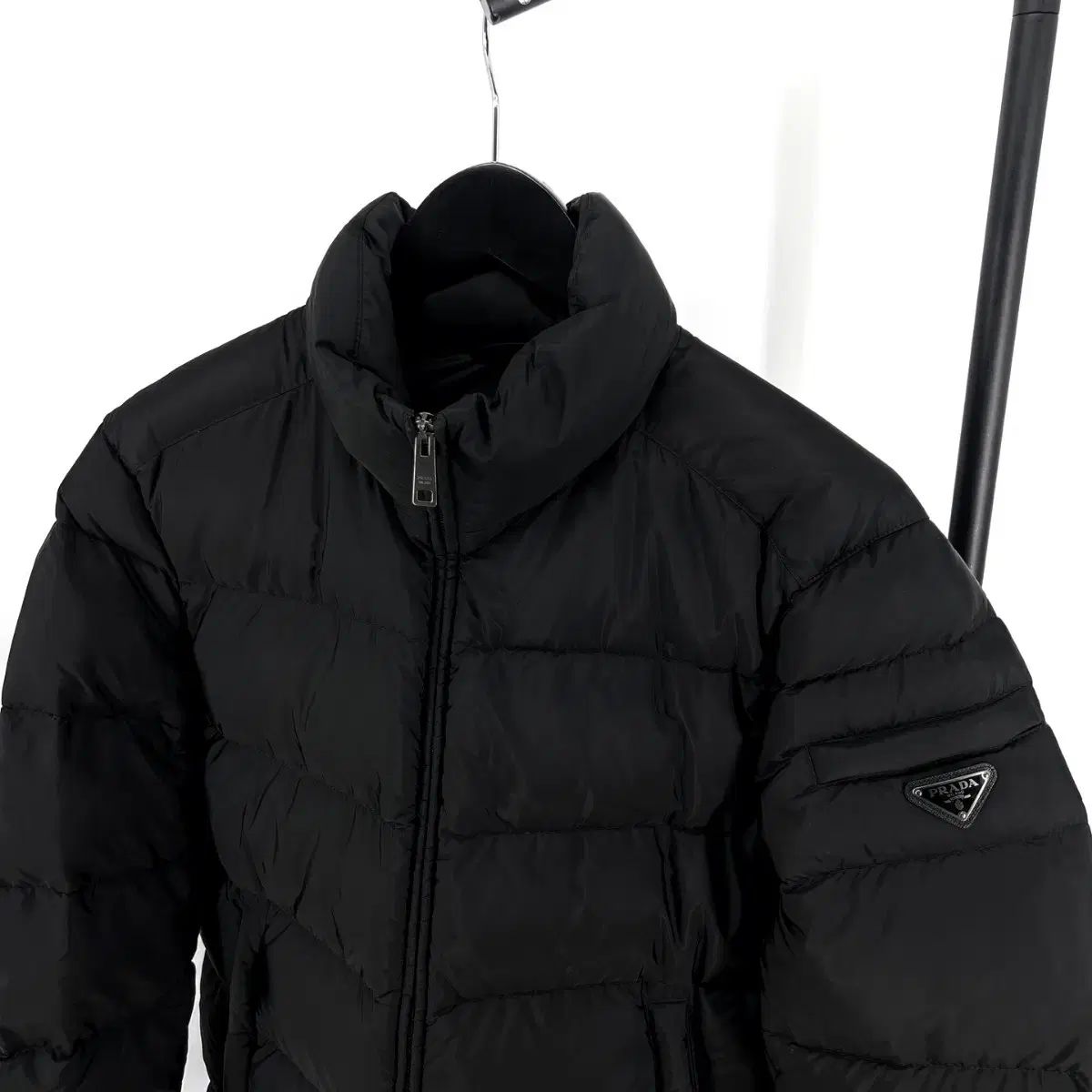 46 サイズ PRADA(プラダ) トライアングルロゴ グースダウン ダウン 