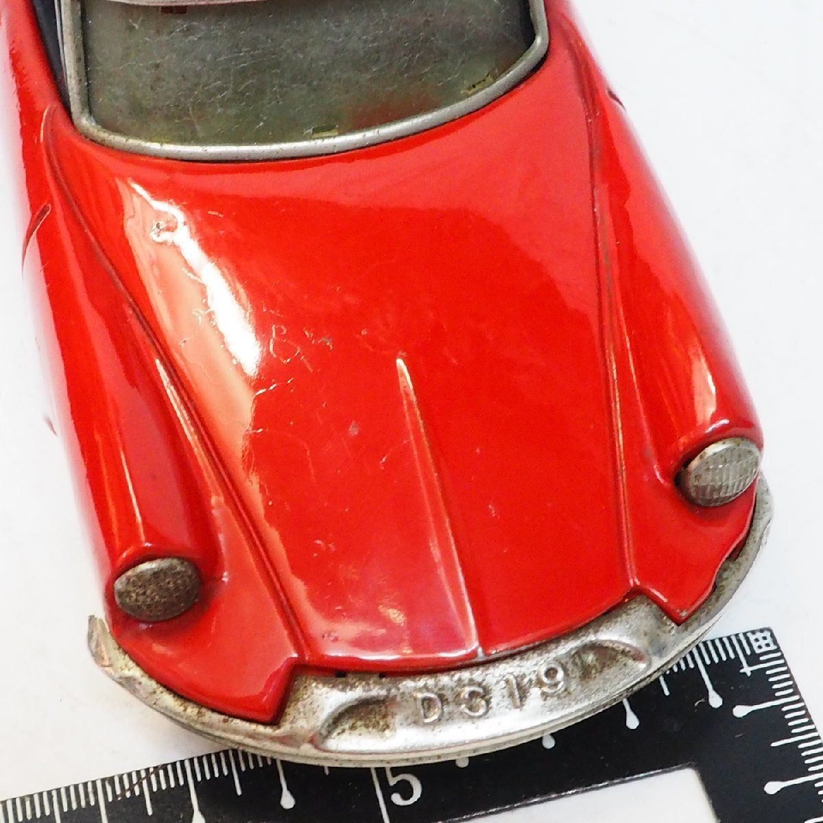 萬代屋【シトロエンDS19ステーションワンゴン赤】tinブリキtoy car箱無 萬代屋【CITROEN DS19 Station Wagonシトロエン ステーション
