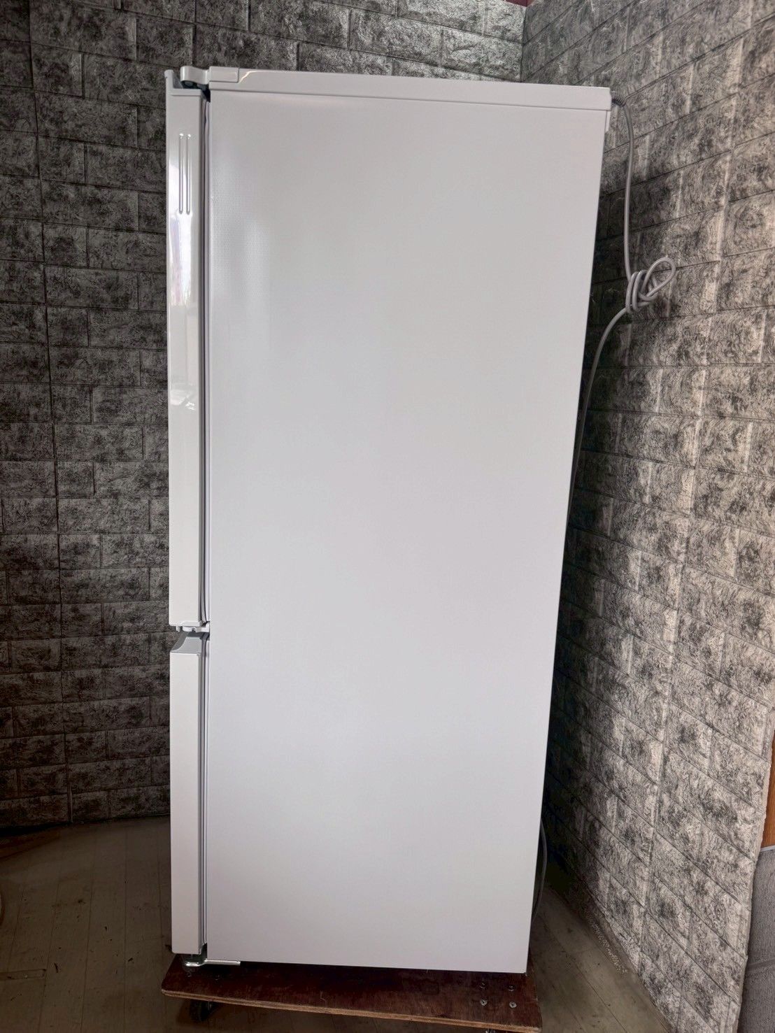 大阪送料無料★3か月保障付き★冷蔵庫★2020年★SJ-18E8-KW★IR-5 大阪送料無料☆3か月保障付き☆冷蔵庫☆シャープ☆2ドア☆2020年☆SJ