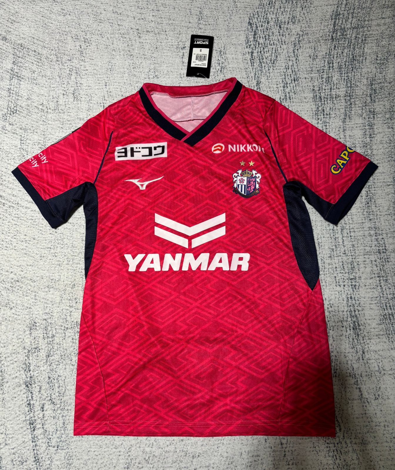 セレッソ大阪　香川真司　ユニフォーム　26番 Amazon.co.jp: [Farstyle] 25-26 セレッソ大阪 ユニフォーム