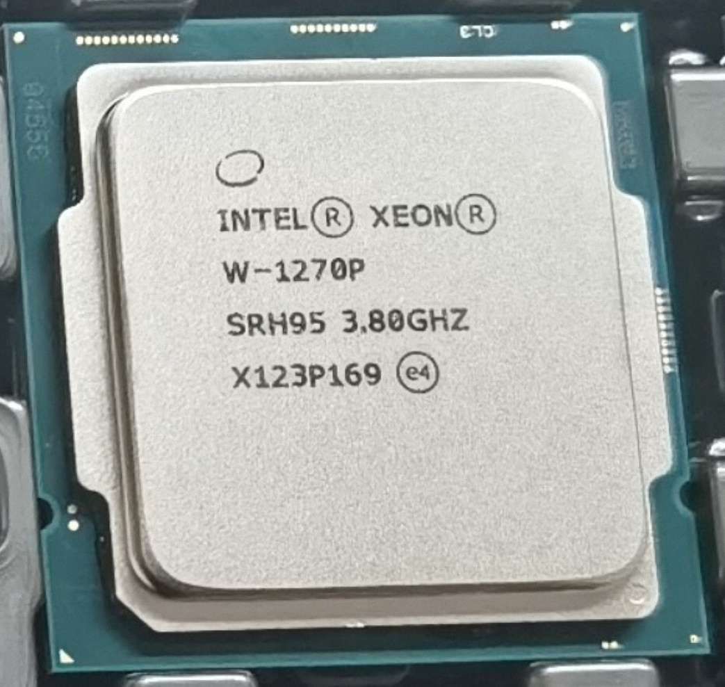 サイフォン Intel Xeon W-1270P SRH95 8C 3.8GHz 16MB 125W LGA1200 - メルカリ