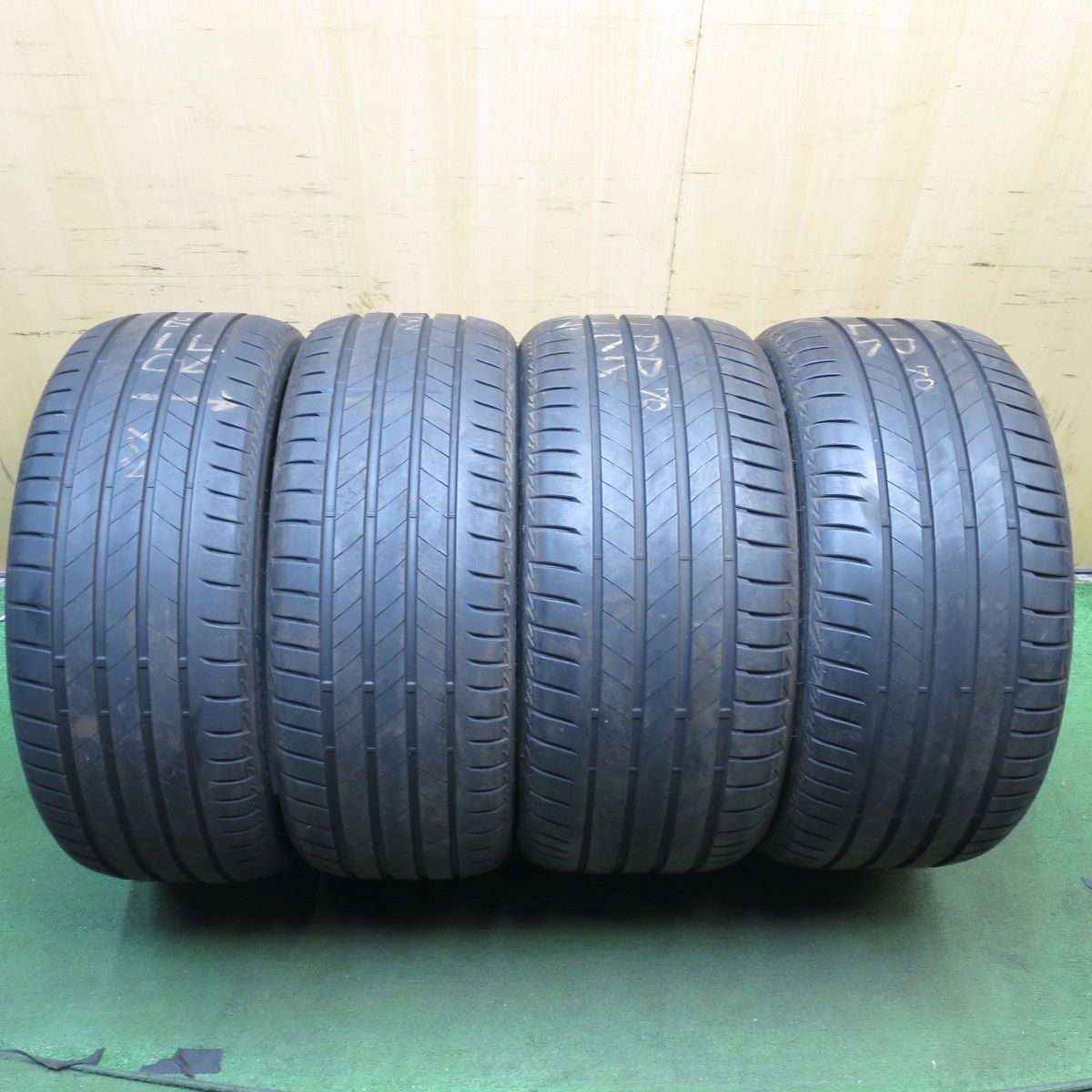 送料無料* バリ溝！21年！9.5分☆255/40R20 285/35R20 ブリヂストン トランザ T005 MO-S タイヤ 20インチ ベンツ  W223 Sクラス等☆4060803クノタ - メルカリ