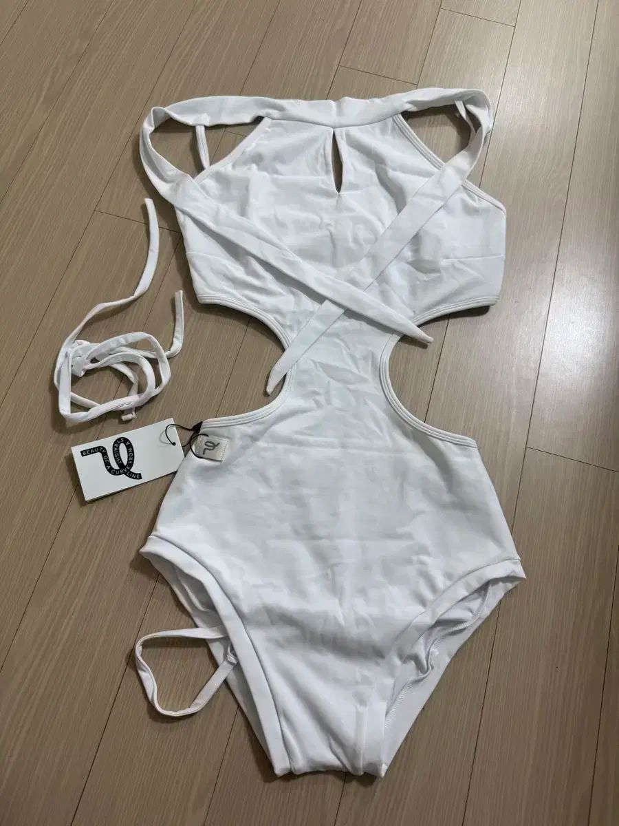 新品未使用】yori ヨリ チャンキーヘムラウンドTee オフホワイト Y'S