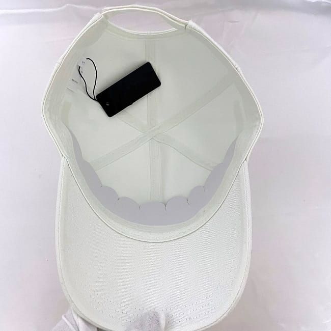 プラダ 帽子 キャップ ホワイト ビアンコ ルナロッサ LRH018 - メルカリ
