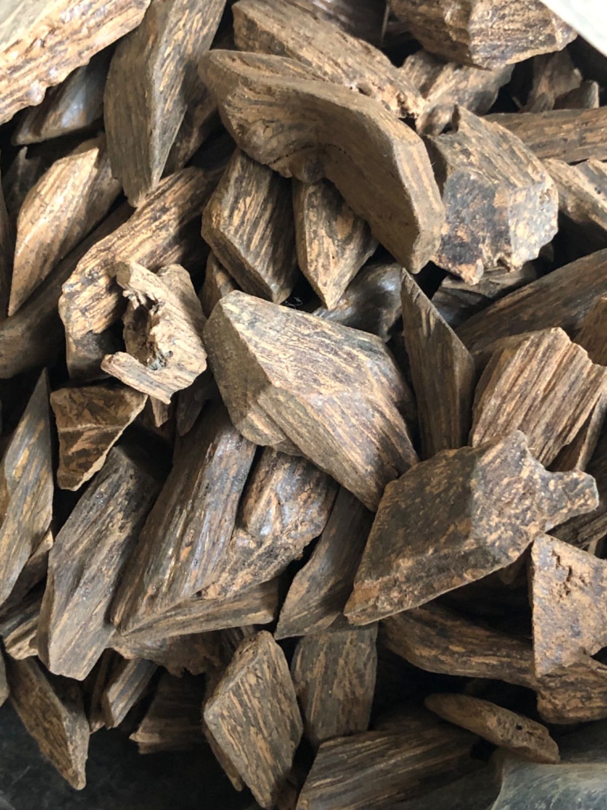 インドネシア カリマンタン島産 香木 6種類 詰め合わせ インドネシア カリマンタン島産 香木 6種類 各20g 詰め合わせ - メルカリ