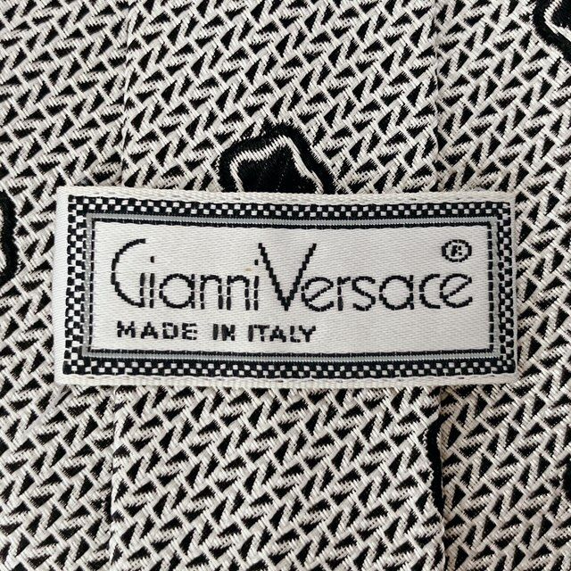 GIANNI VERSACE ジャンニ ヴェルサーチ 星柄 小紋 総柄 ビジネス