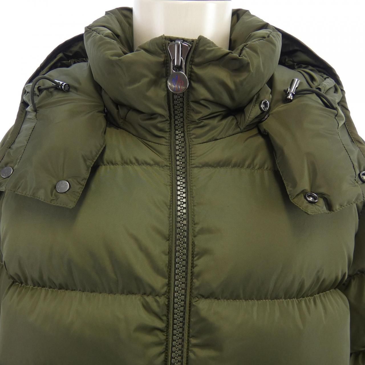 ダウンジャケット