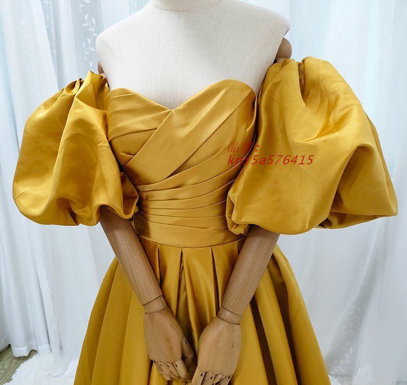 ウェディングドレス