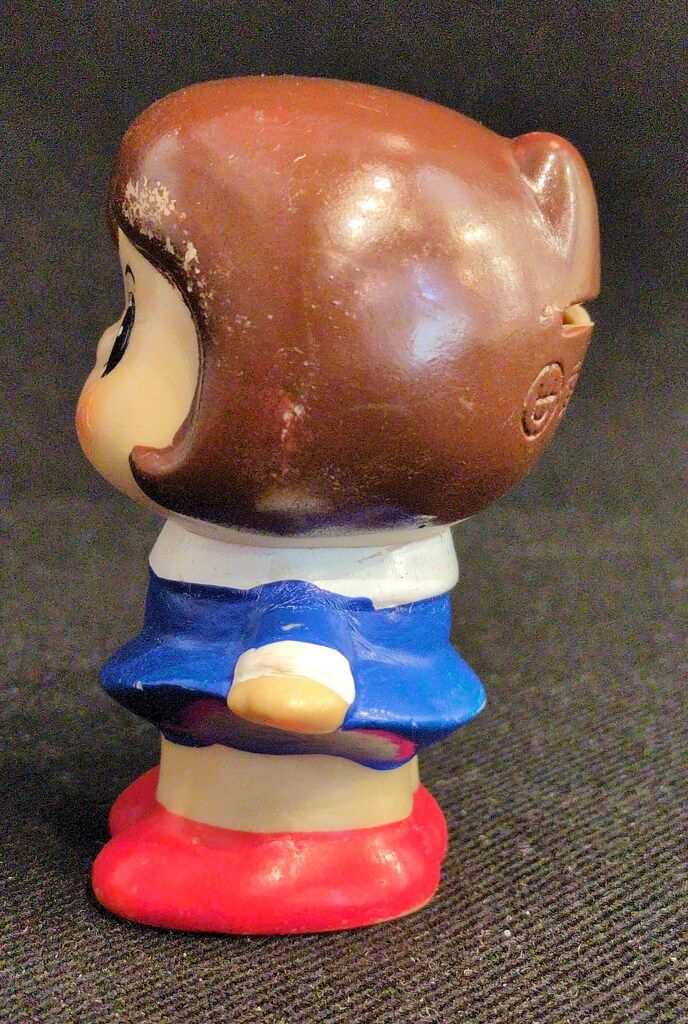 愛媛相互銀行 貯金箱 白泉社 女の子 青 80mm 80? - メルカリ