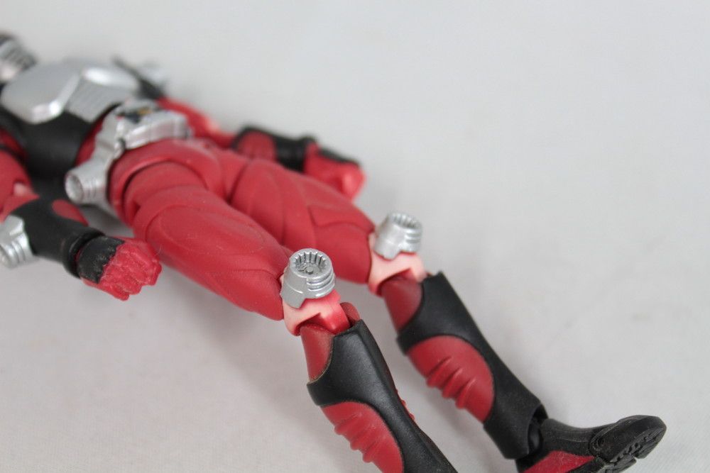 フィギュアーツ