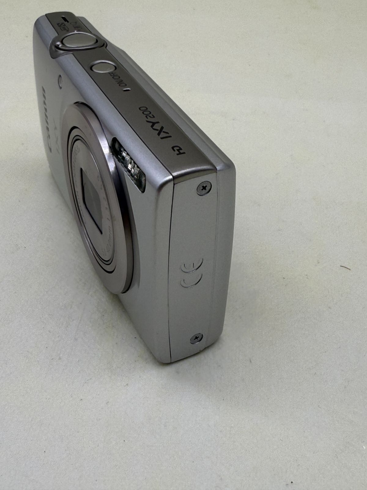 Canon IXY 200 シルバー コンパクトデジカメ #263 割引 CANON IXY