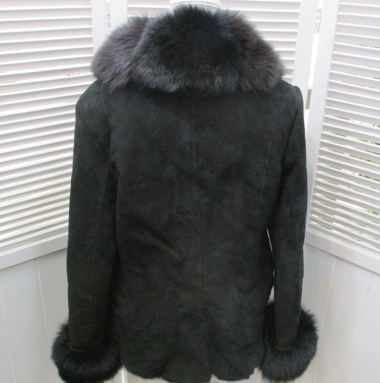 クリュドリィ 毛皮コート サイズ9 黒 ブラック 羊皮ブルーフォックス ムートン