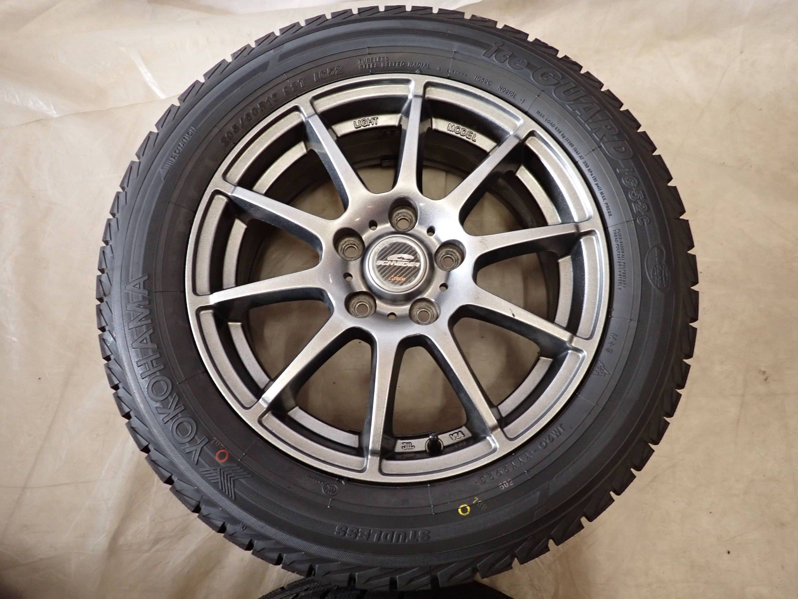 送料無料で格安。 冬 製 4本 会社宛 205 60R16×6.5J 92T ヨコハマ アイスガード IG52C アルミ ノア ヴォクシー ステップワゴン NO D6417