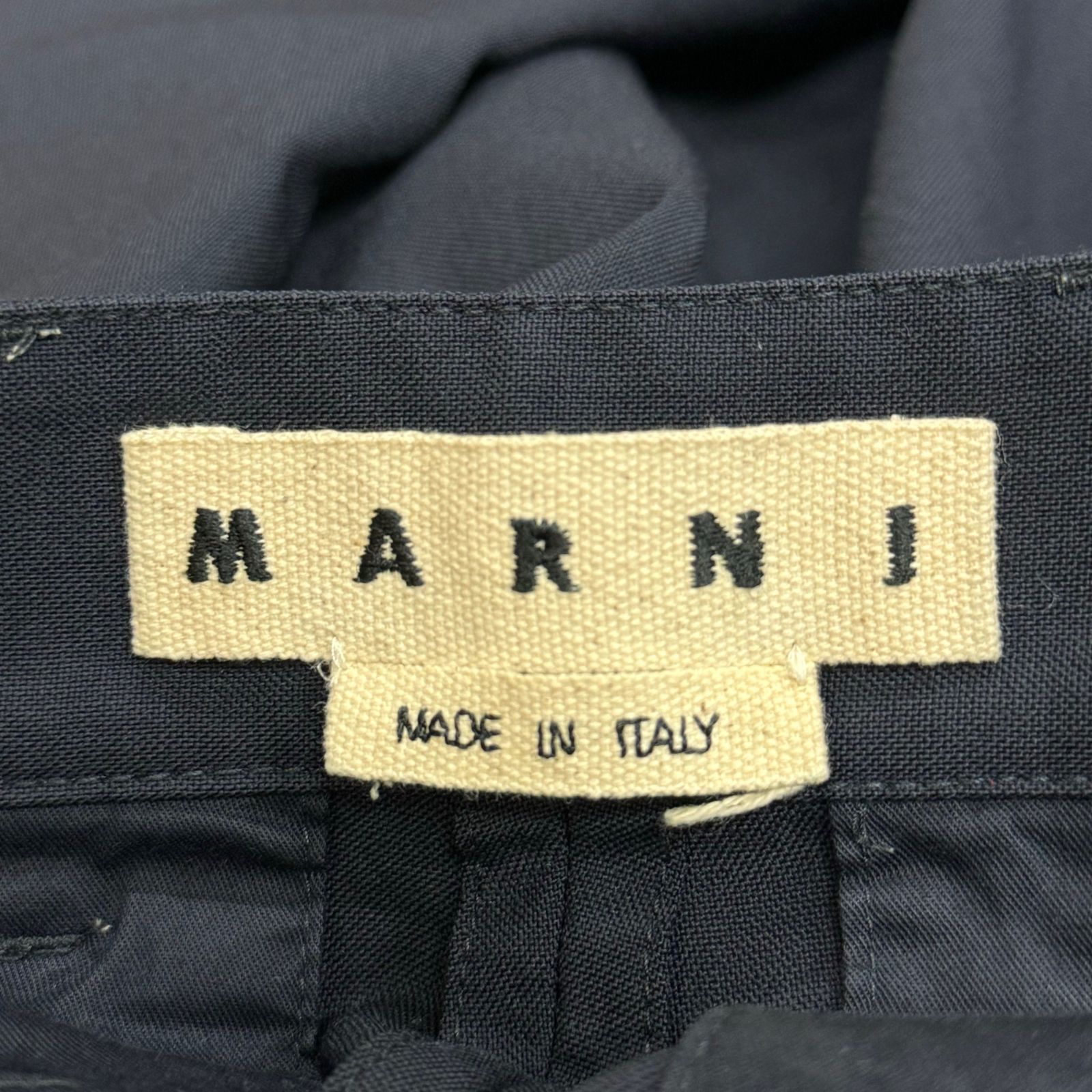 国内正規 MARNI 20SS トロピカルウールワイドパンツ スラックス マルニ PUMU0075A0 44 63945A4 - メルカリ