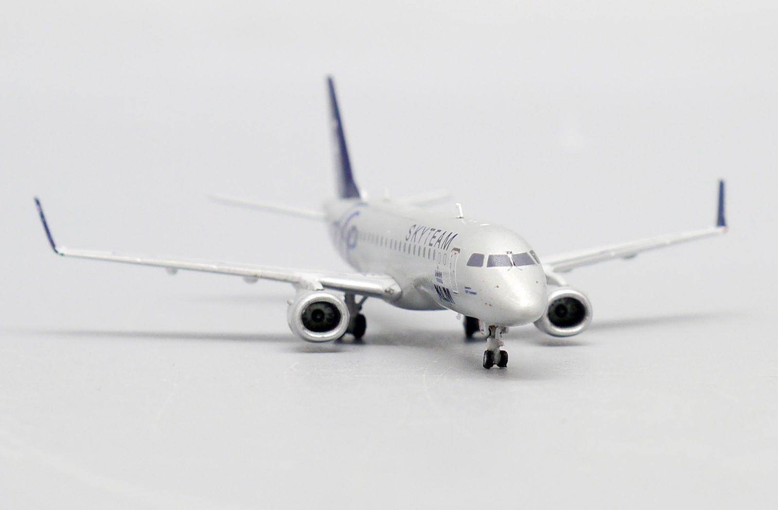 ERJ-190