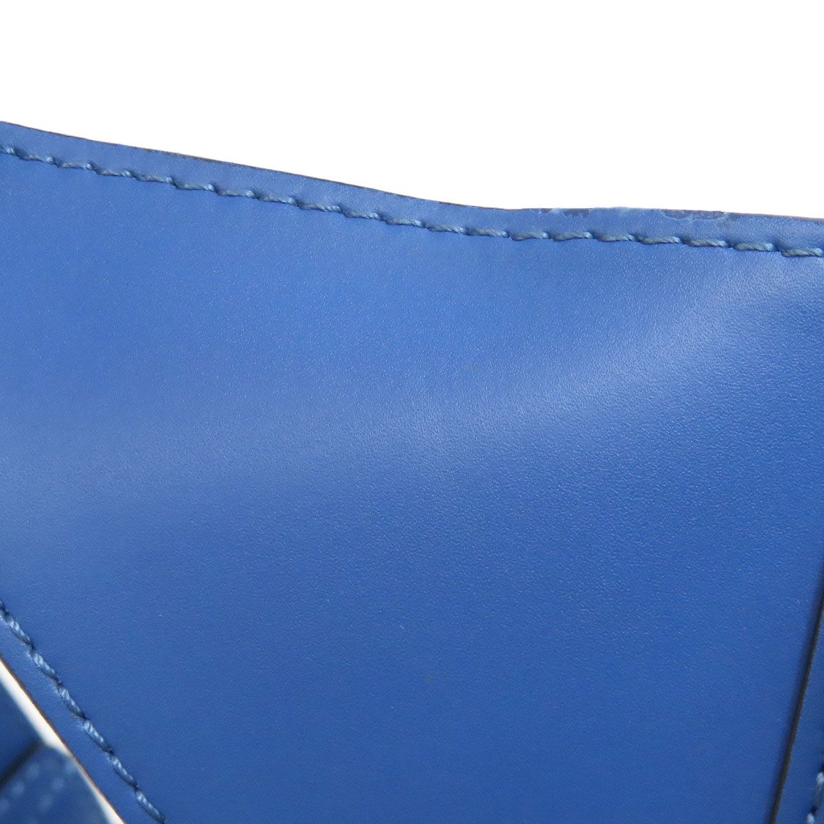 VALENTINO バレンティノ