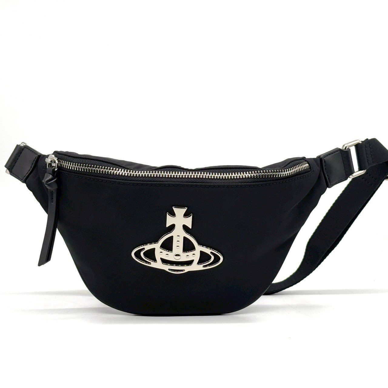 感性で魅せるモード Vivienne Westwood ヴィヴィアンウエストウッド ヒルダスモールバムバッグ ボディバッグ ナイロン リサイクル素材 オーブ ブラック