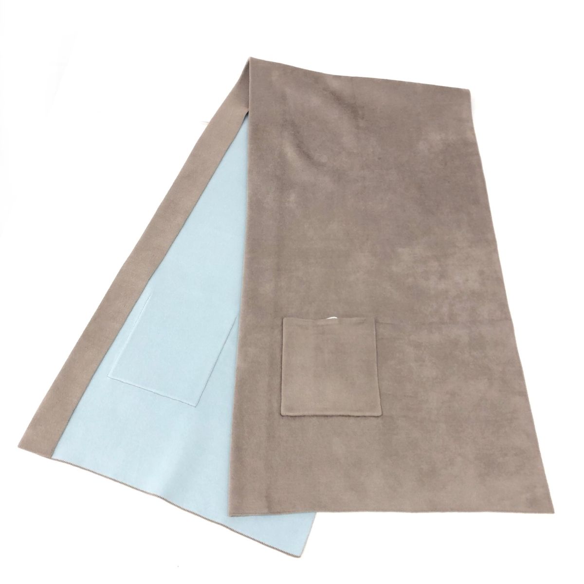 Salvatore Ferragamo ケープ ☆完売必至☆】Salvatore Ferragamo ☆ デイナイト ケープ (FERRAGAMO