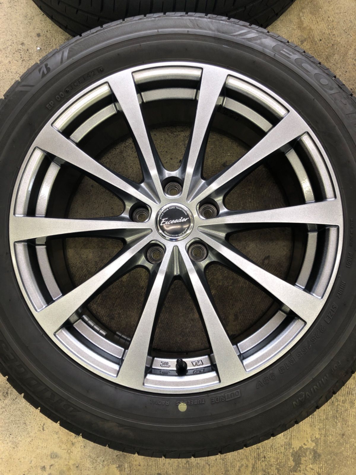 デリカ エクリプスクロス アウトランダー 225/55R18 サマータイヤ 