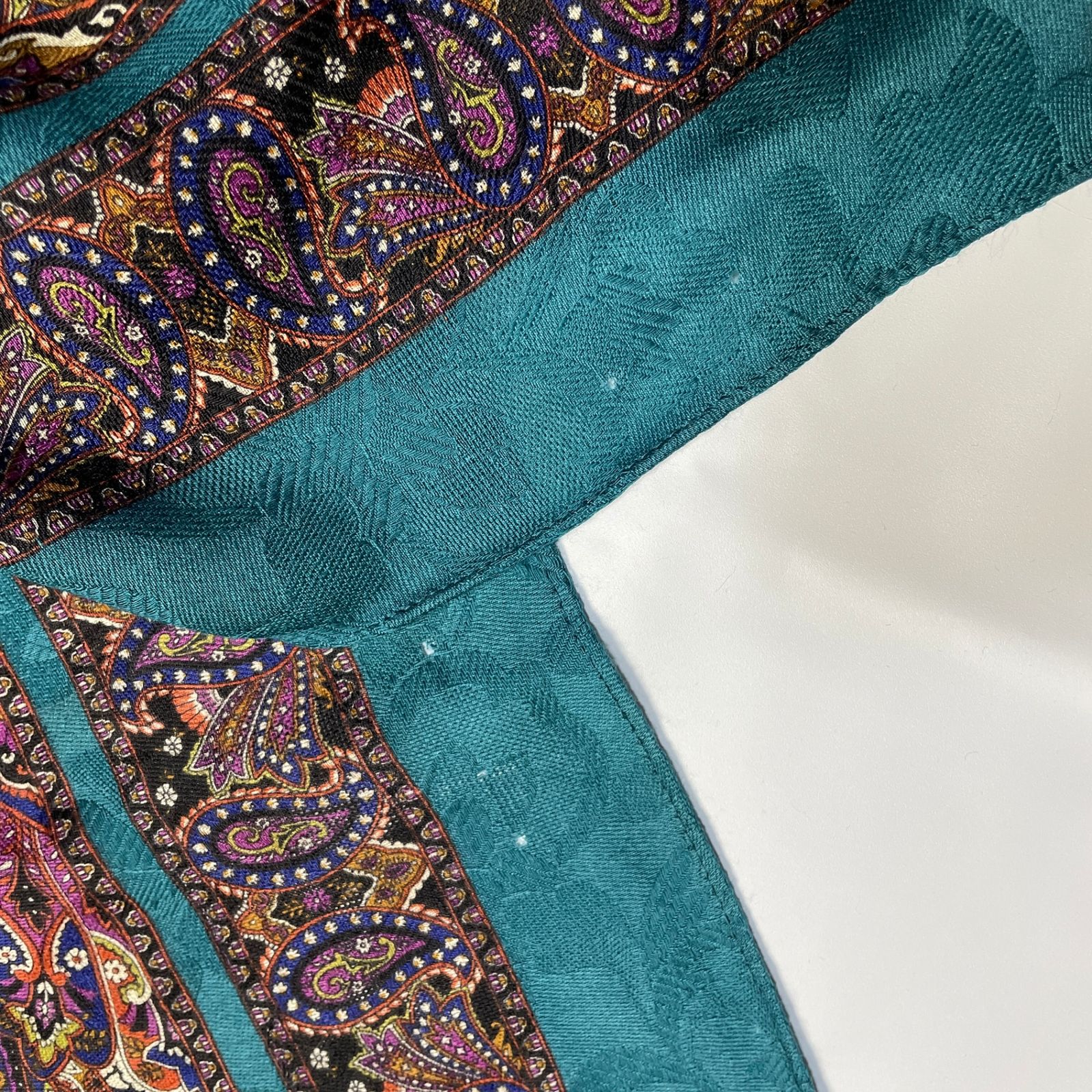 2508-212｜美品｜イヴサンローラン スカーフ グリーン タグあり